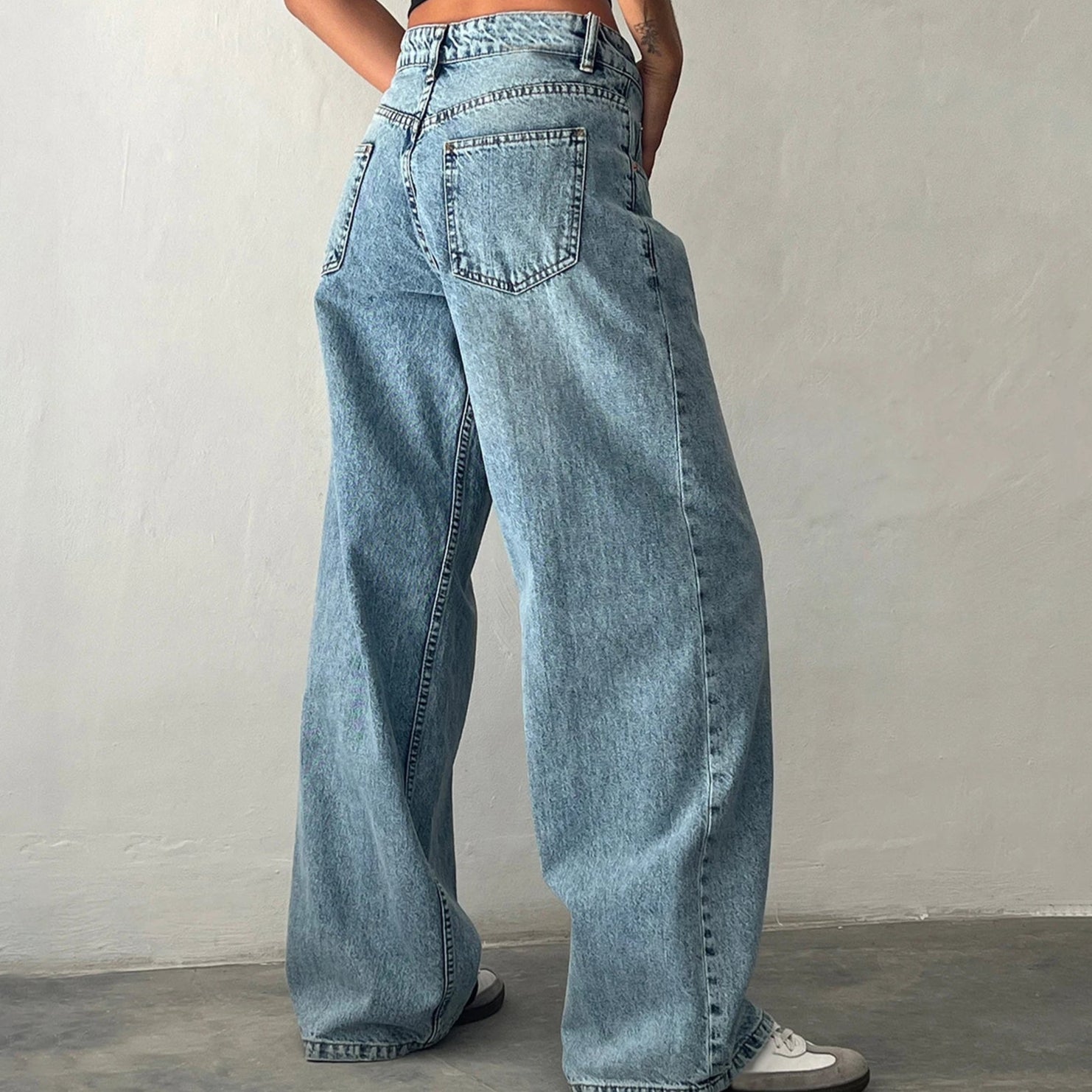 Low Rise Boyfriend Jean