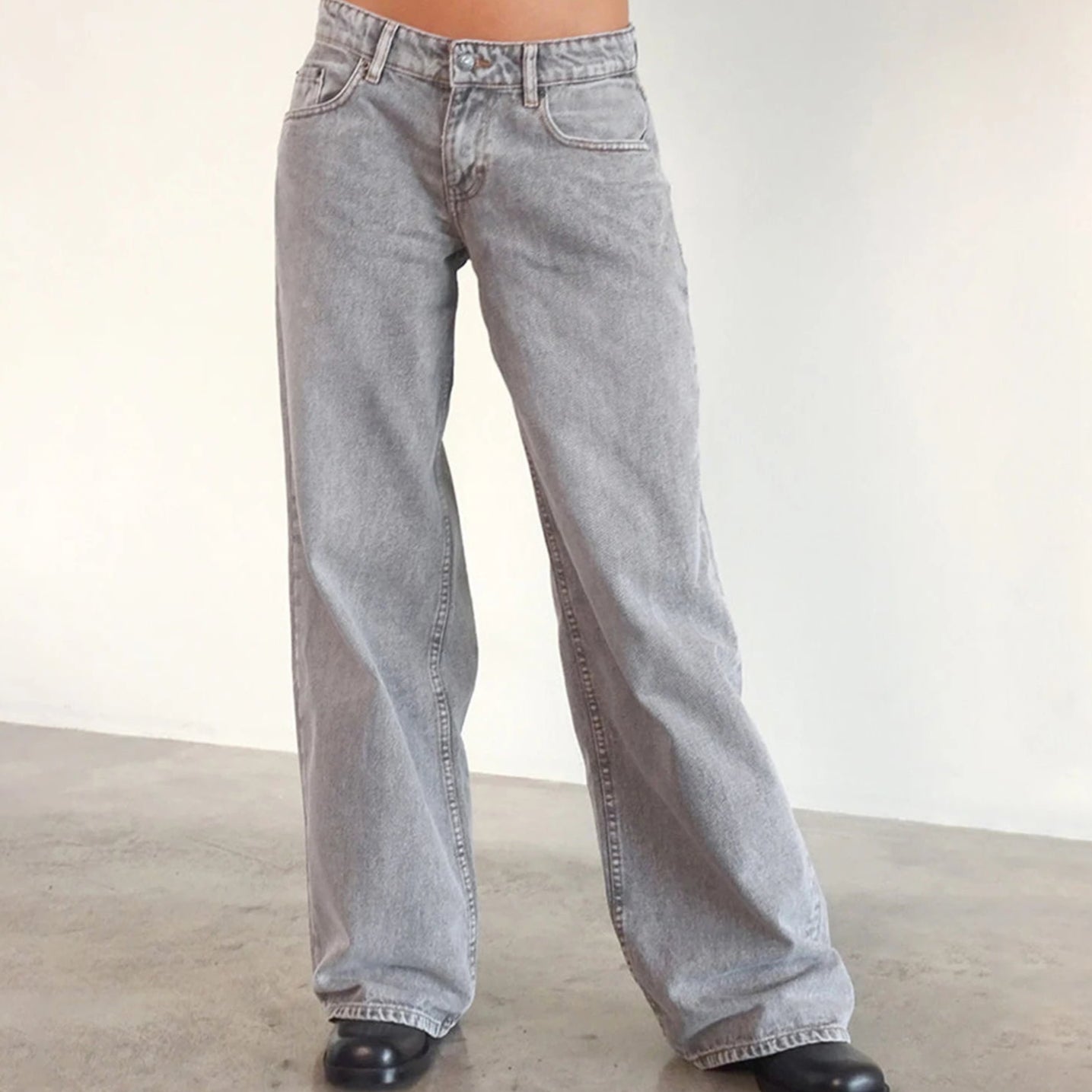 Low Rise Boyfriend Jean